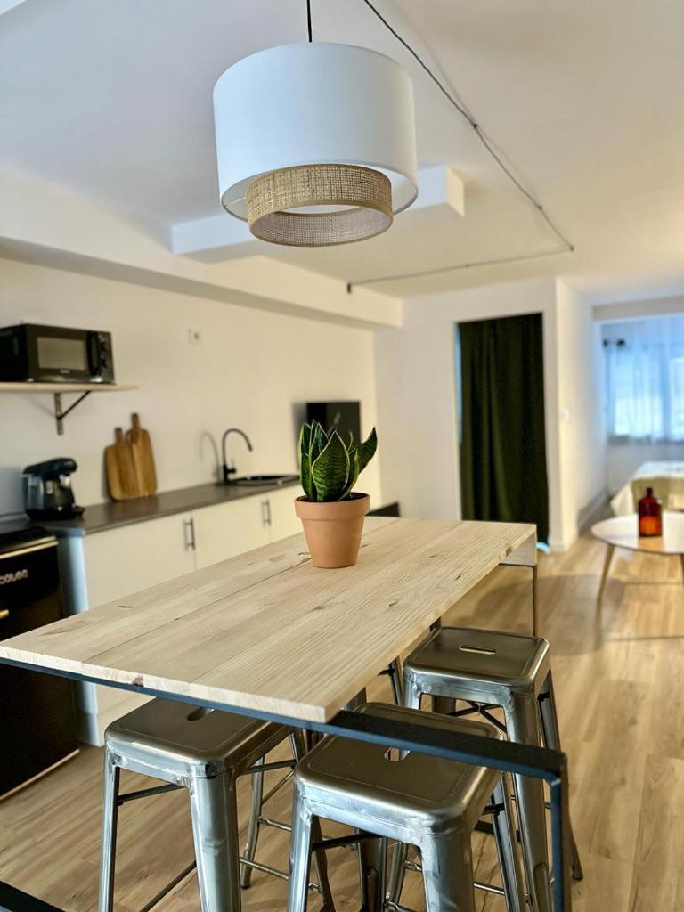 Apartamentos En Urzaiz, Vigo Bagian luar foto